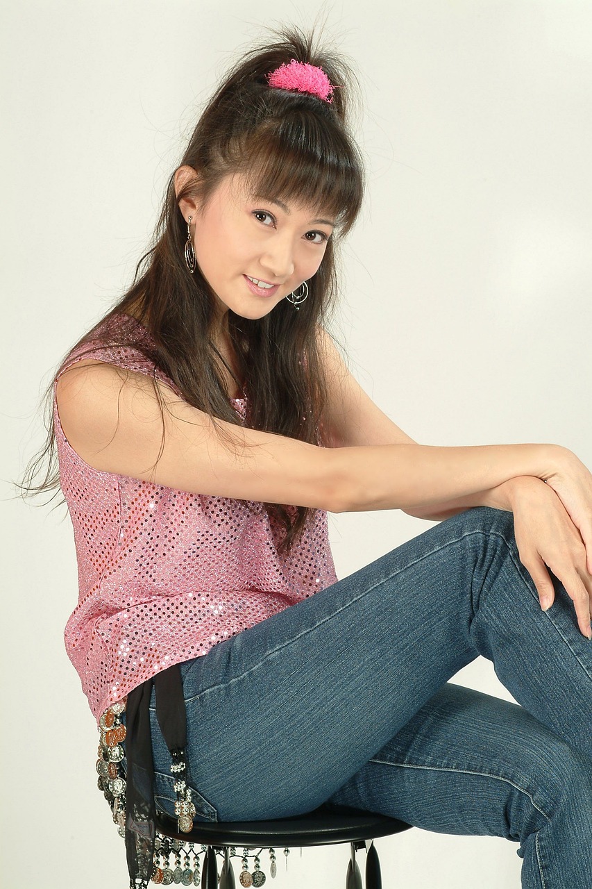 4月枪王女演员，演技与独特魅力的展现