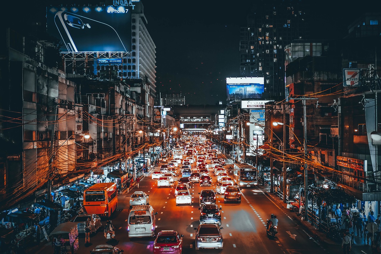 四月京东上市，商业巨擘崛起之路